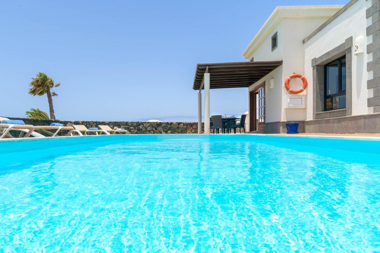 Villa Esterlicia Playa Blanca  Bagian luar foto